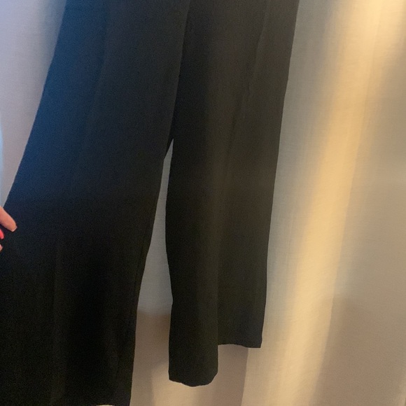 Black tie back jumpsuit - Picture 2 of 4